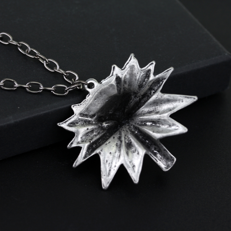 Collier pendentif tête de loup - Wildman Hunting & Outdoor Nelspruit avis et prix